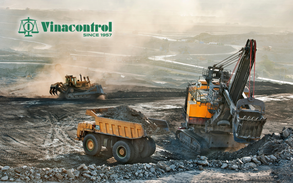 Năng lượng & khai khoáng